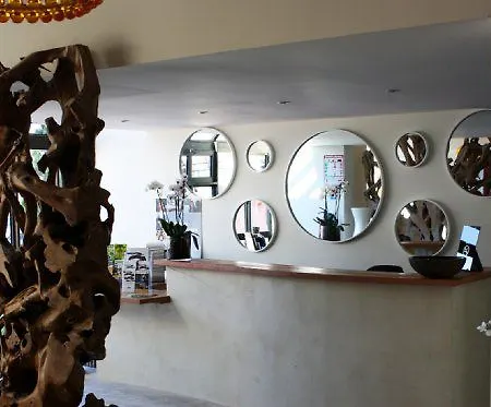 Logis Havvah Hotel 3*